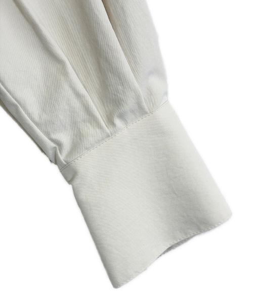 Adam et Rope（アダム エ ロペ）Adam et Rope (アダム エ ロペ) バックオープンバンドカラーワンピース ホワイト サイズ:SIZE Freeの古着・服飾アイテム