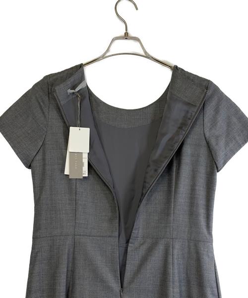 theory luxe（セオリーリュクス）theory luxe (セオリーリュクス) 半袖ワンピース グレー サイズ:SIZE M 未使用品の古着・服飾アイテム