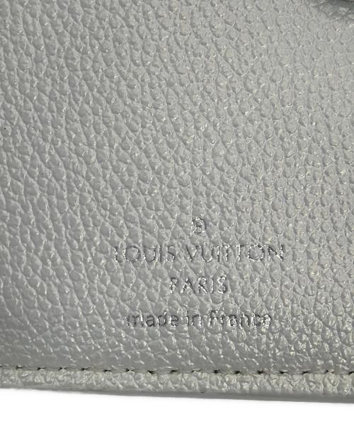 LOUIS VUITTON（ルイ ヴィトン）LOUIS VUITTON (ルイ ヴィトン) 財布/	ポルトフォイユ・リサ ホワイトの古着・服飾アイテム