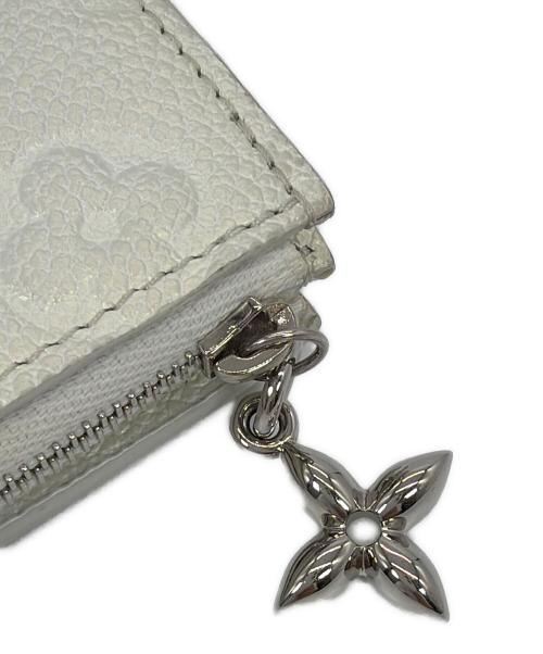 LOUIS VUITTON（ルイ ヴィトン）LOUIS VUITTON (ルイ ヴィトン) 財布/	ポルトフォイユ・リサ ホワイトの古着・服飾アイテム
