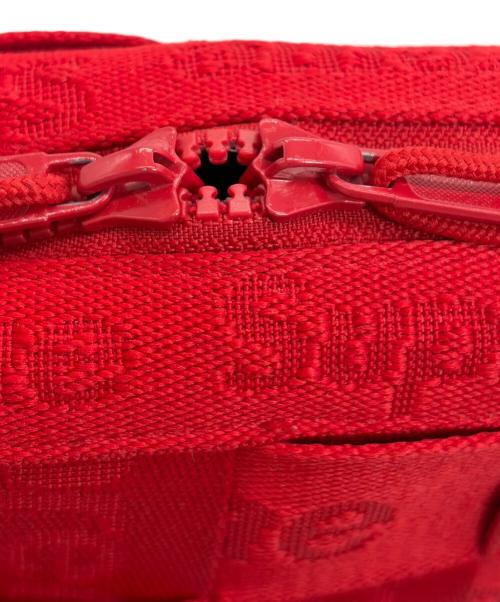 SUPREME（シュプリーム）Supreme (シュプリーム) ショルダーバッグ レッドの古着・服飾アイテム