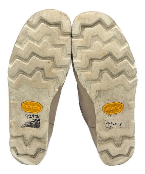 CLARKS（クラークス）CLARKS (クラークス) シューズ ベージュ サイズ:SIZE 26.5cmの古着・服飾アイテム