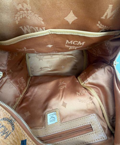 MCM（エムシーエム）MCM (エムシーエム) リュック ブラウンの古着・服飾アイテム