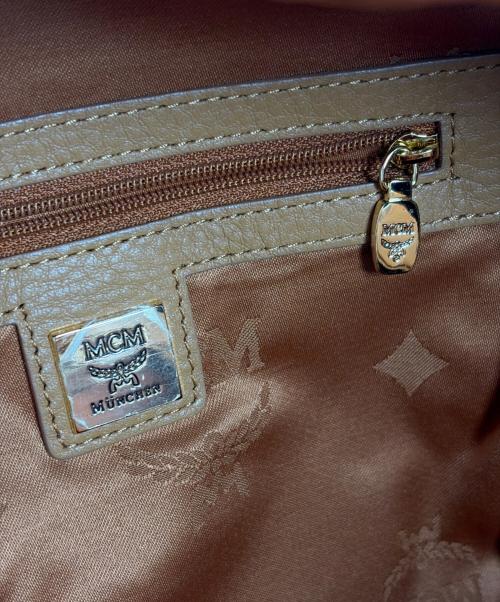 MCM（エムシーエム）MCM (エムシーエム) リュック ブラウンの古着・服飾アイテム