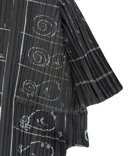 PLEATS PLEASE（プリーツプリーズ）PLEATS PLEASE (プリーツプリーズ) ノースリーブカットソー/コミックイラストモックネック半袖カットソー ブラック サイズ:SIZE 3（L)の古着・服飾アイテム