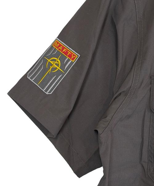 STRICT-G.ARMS（ストリクトジーアームズ）STRICT-G.ARMS (ストリクトジーアームズ) ワークシャツ グレー サイズ:SIZE L 未使用品の古着・服飾アイテム