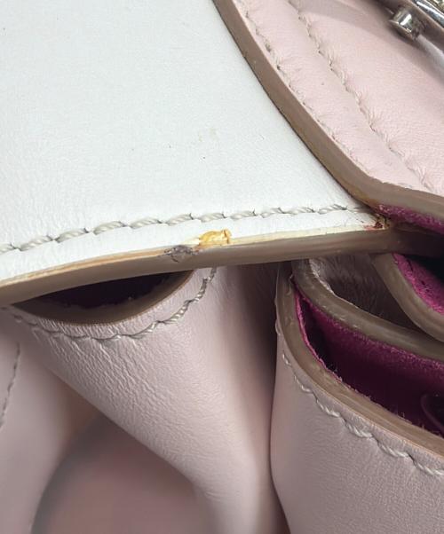 TOD'S（トッズ）TOD'S (トッズ) 2WAYハンドバッグ ホワイト×ピンクの古着・服飾アイテム