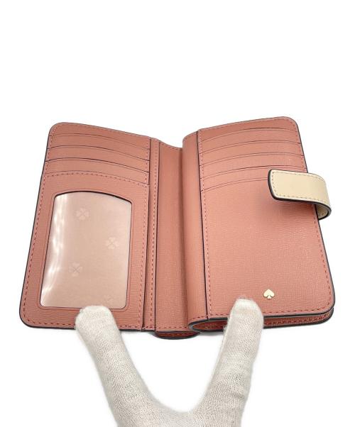Kate Spade（ケイトスペード）Kate Spade (ケイトスペード) 2つ折り財布 ブラック×ベージュの古着・服飾アイテム