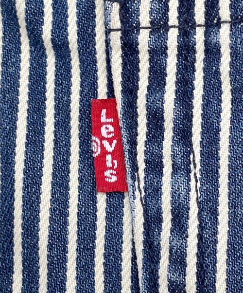 LEVI'S（リーバイス）LEVI'S (リーバイス) ペインターパンツ ホワイト×ブルー サイズ:SIZE 81cm (W32)の古着・服飾アイテム