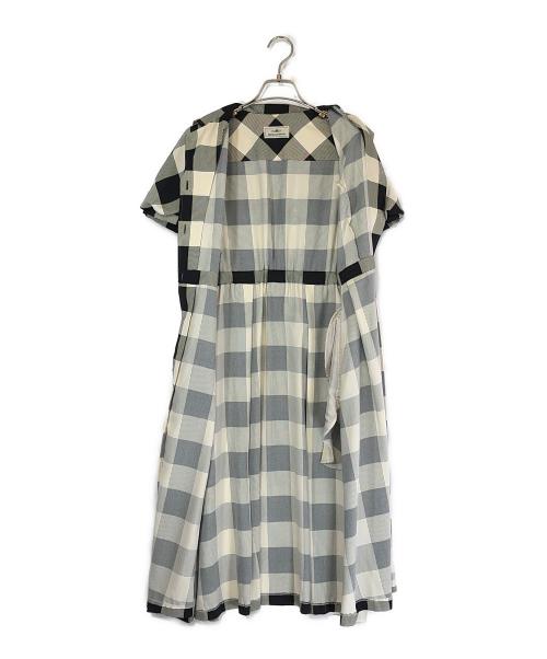 GRACE CONTINENTAL（（グレースコンチネンタル）GRACE CONTINENTAL (（グレースコンチネンタル) 半袖ワンピース ホワイト×ブラック サイズ:SIZE 38（M）の古着・服飾アイテム