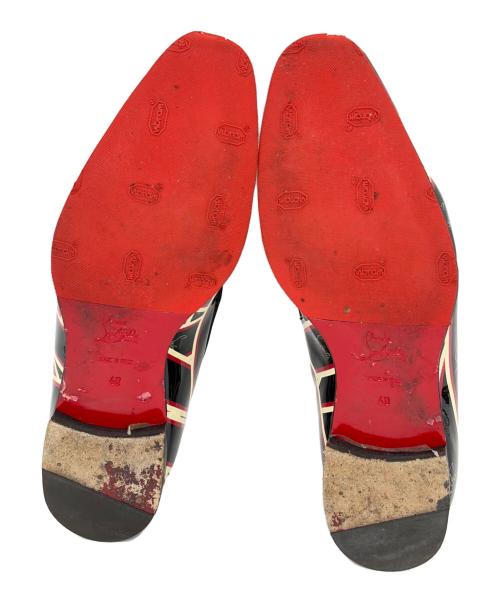Christian Louboutin（クリスチャン・ルブタン）Christian Louboutin (クリスチャン・ルブタン) エナメルローファー ブラック サイズ:SIZE 40(25cm）の古着・服飾アイテム