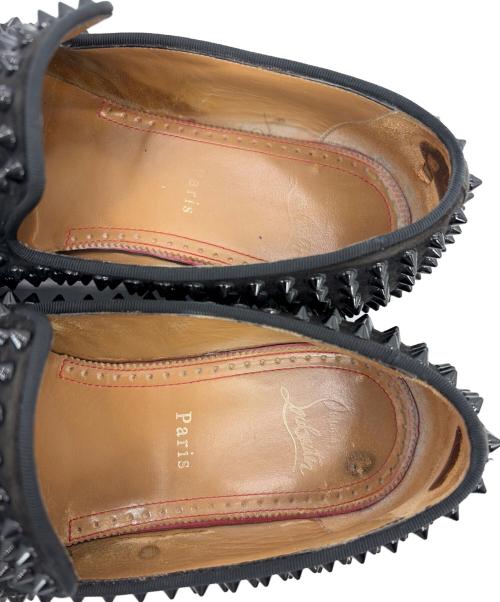 Christian Louboutin（クリスチャン・ルブタン）Christian Louboutin (クリスチャン・ルブタン) シューズ/ROLLERBOY SPIKES/ローラーボーイ スパイク ブラック サイズ:SIZE 40.5（25.5cm）の古着・服飾アイテム
