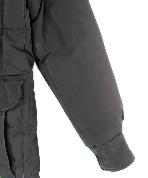 Alaska SlEEPING BAG（アラスカスリーピングバッグ）ALASKA SLEEPING BAG (アラスカスリーピングバッグ) ダウンジャケット ブラック×オリーブ サイズ:SIZE Sの古着・服飾アイテム