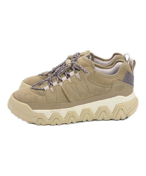 UGG（アグ）UGG (アグ) スニーカー/W CAPTRAIL LOW/ウィメンズ キャップ トレイル ロー ベージュ サイズ:SIZE 23.5cmの古着・服飾アイテム