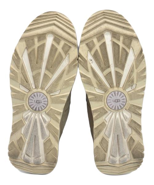 UGG（アグ）UGG (アグ) スニーカー/W CAPTRAIL LOW/ウィメンズ キャップ トレイル ロー ベージュ サイズ:SIZE 23.5cmの古着・服飾アイテム
