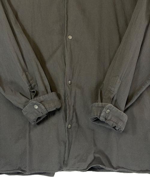 YAECA（ヤエカ）YAECA (ヤエカ) 長袖シャツ/COMFORT SHIRT WIDE SQUARE/コンフォート シャツ ワイド スクエア ブラック サイズ:SIZE Lの古着・服飾アイテム