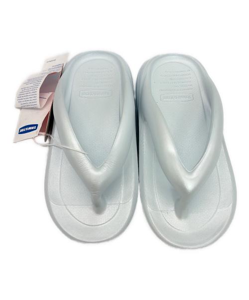 FRAY ID（フレイ アイディー）FRAY ID (フレイ アイディー) TAW&TOE (トーアンドトー) サンダル スカイブルー サイズ:SIZE 24cm 未使用品の古着・服飾アイテム