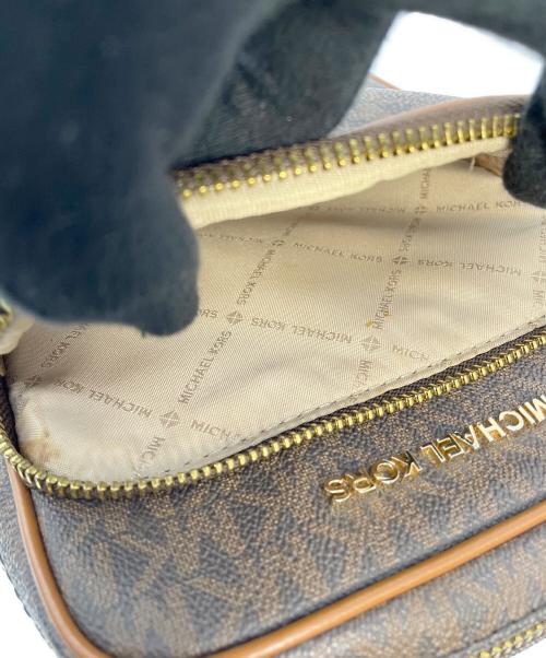 MICHAEL KORS（マイケルコース）MICHAEL KORS (マイケルコース) ジェットセットトラベル ショルダーバッグ ブラウンの古着・服飾アイテム