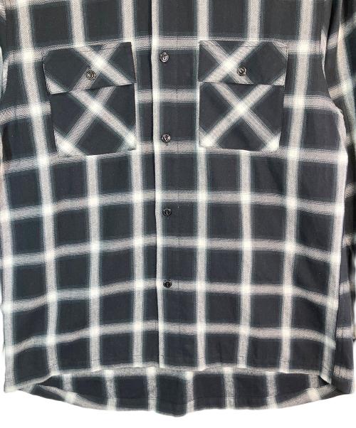 BIG MIKE（ビックマイク）BIG MIKE (ビックマイク) オンブレチェックライトネルシャツ ブラック×ホワイト サイズ:Lの古着・服飾アイテム