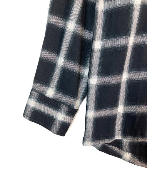 BIG MIKE（ビックマイク）BIG MIKE (ビックマイク) オンブレチェックライトネルシャツ ブラック×ホワイト サイズ:Lの古着・服飾アイテム