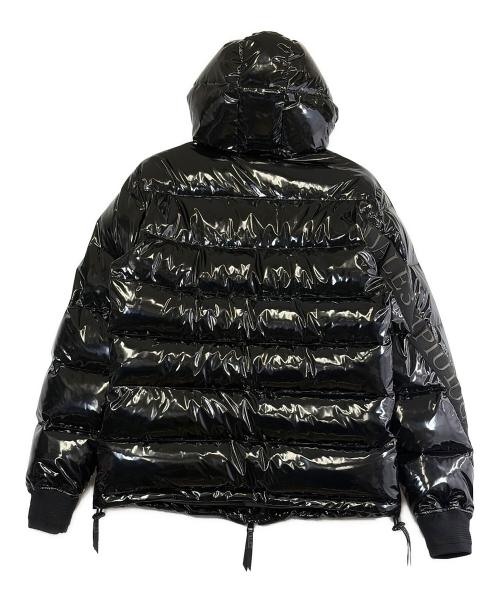 1piu1uguale3 SPORT（ウノ ピゥ ウノ ウグァーレ トレ）1piu1uguale3 SPORT (ウノ ピゥ ウノ ウグァーレ トレ) 113 HOODED DOWN JK RIBBON TAPE ブラック サイズ:V（5）Lの古着・服飾アイテム