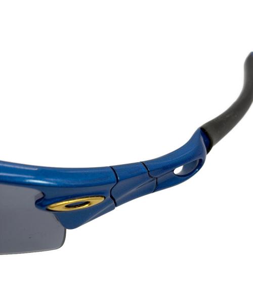 OAKLEY（オークリー）OAKLEY (オークリー) サングラス ブルーの古着・服飾アイテム