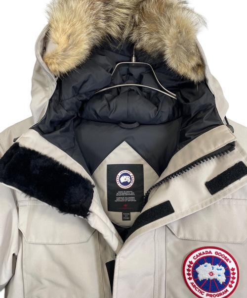 CANADA GOOSE（カナダグース）CANADA GOOSE (カナダグース) ダウンコート ベージュ サイズ:SIZE Sの古着・服飾アイテム