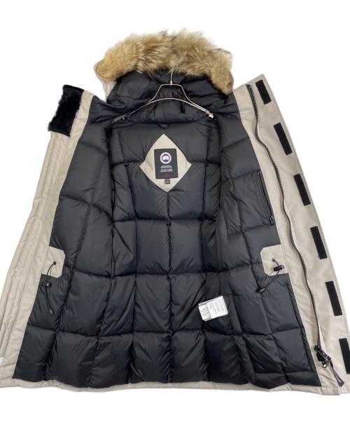 CANADA GOOSE（カナダグース）CANADA GOOSE (カナダグース) ダウンコート ベージュ サイズ:SIZE Sの古着・服飾アイテム