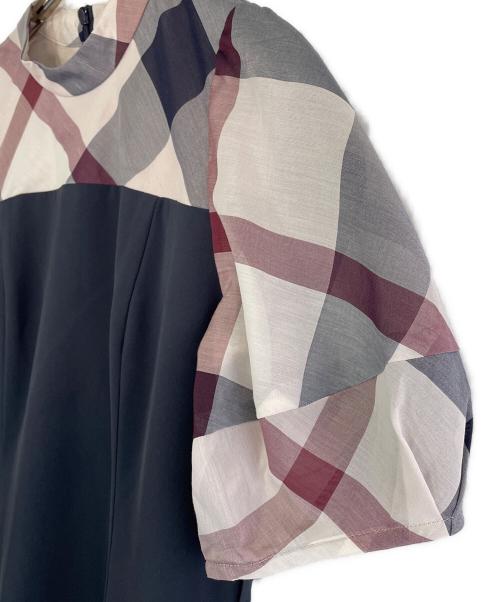 BURBERRY BLUE LABEL（バーバリー ブルー レーベル）BURBERRY BLUE LABEL (バーバリー ブルー レーベル) ストレッチツイルビスチェドレス ネイビー サイズ:SIZE 38（M）の古着・服飾アイテム