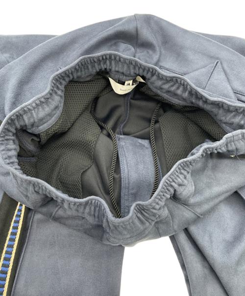 SASQUATCHfabrix.（サスクワァッチファブリックス）SASQUATCHfabrix. (サスクワッチファブリックス) FAUX SUEDE FLARE SILHOUETTE TRACK PANTS/フォックスエード フレア シルエット トラックパンツ ネイビー サイズ:SIZE Sの古着・服飾アイテム