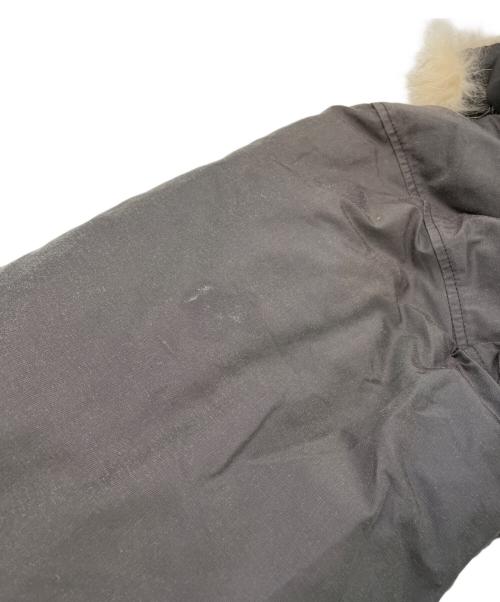 WOOLRICH（ウールリッチ）WOOLRICH (ウールリッチ) ダウンジャケット グレー サイズ:SIZE Sの古着・服飾アイテム