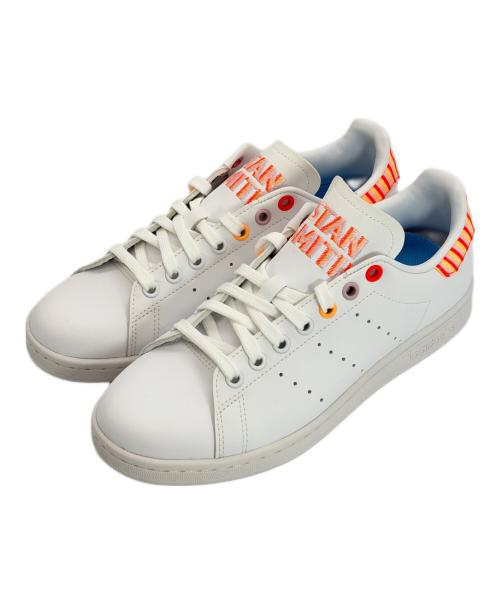 adidas（アディダス）adidas (アディダス) スニーカー ホワイト サイズ:SIZE 24.5cmの古着・服飾アイテム