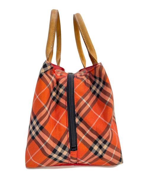 BURBERRY（バーバリー）BURBERRY (バーバリー) ハンドバッグ レッドの古着・服飾アイテム