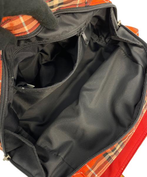 BURBERRY（バーバリー）BURBERRY (バーバリー) ハンドバッグ レッドの古着・服飾アイテム