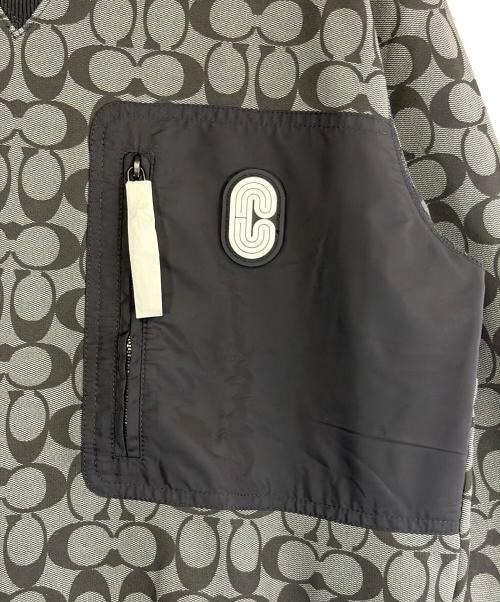 COACH（コーチ）COACH (コーチ) シグネチャーロゴナイロンスイッチングスウェット グレー×ブラック サイズ:SIZE S 未使用品の古着・服飾アイテム