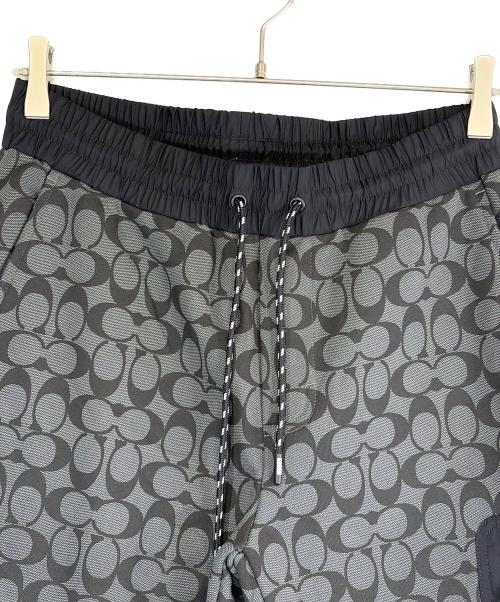 COACH（コーチ）COACH (コーチ) シグネチャージョガーパンツ グレー×ブラック サイズ:SIZE S 未使用品の古着・服飾アイテム