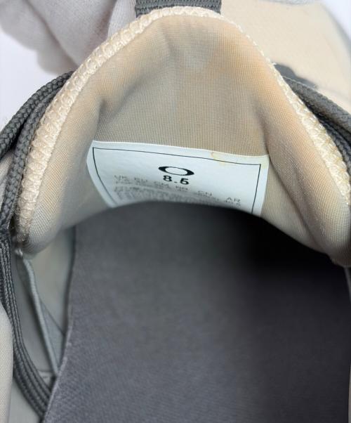 OAKLEY（オークリー）OAKLEY (オークリー) ゴルフシューズ アイボリー サイズ:SIZE 26.5cmの古着・服飾アイテム