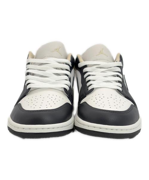 NIKE（ナイキ）NIKE (ナイキ) スニーカー ホワイト×ブラック サイズ:SIZE 28cmの古着・服飾アイテム