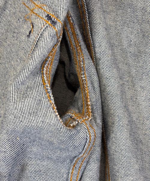 LEVI'S（リーバイス）LEVI'S (リーバイス) デニムジャケット ブルー サイズ:SIZE 42（M)の古着・服飾アイテム