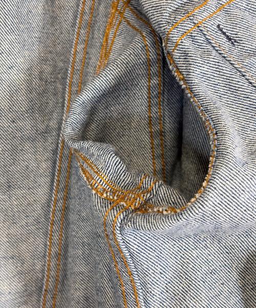 LEVI'S（リーバイス）LEVI'S (リーバイス) デニムジャケット ブルー サイズ:SIZE 42（M)の古着・服飾アイテム