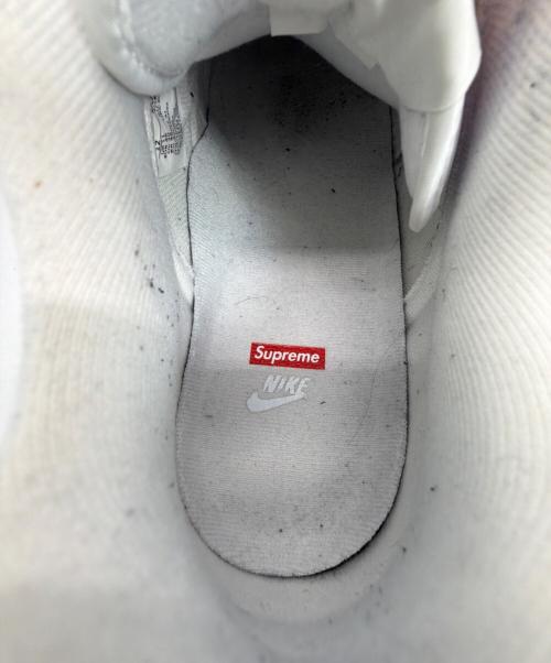 NIKE（ナイキ）NIKE (ナイキ) Supreme (シュプリーム) スニーカー ホワイト サイズ:SIZE 30cmの古着・服飾アイテム