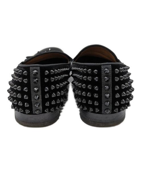 Christian Louboutin（クリスチャン・ルブタン）Christian Louboutin (クリスチャン・ルブタン) スパイクパテントタッセルシューズ ブラック サイズ:41の古着・服飾アイテム