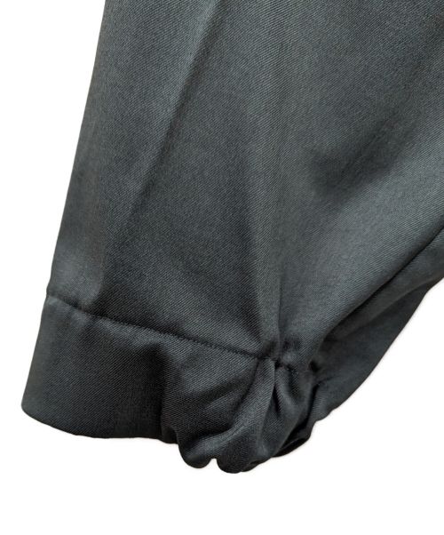 CULLNI Exclusive（クルニ エクスクルーシブ）CULLNI Exclusive (クルニ エクスクルーシブ) スタンドブルゾン ダークグリーン サイズ:1の古着・服飾アイテム