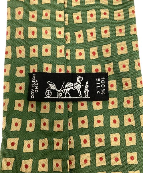 HERMES（エルメス）HERMES (エルメス) ネクタイ　HERMES（エルメス） グリーン サイズ:-の古着・服飾アイテム