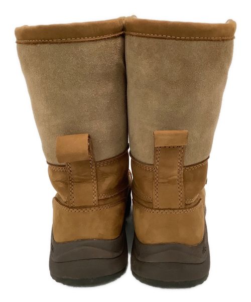 UGG（アグ）UGG (アグ) Adirondack III（アディロンダックブーツ III） キャメル サイズ:USA 6の古着・服飾アイテム