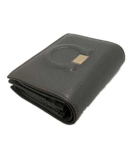 Salvatore Ferragamo（サルヴァトーレ フェラガモ）Salvatore Ferragamo (サルヴァトーレ フェラガモ) ガンチョシティ グレーの古着・服飾アイテム