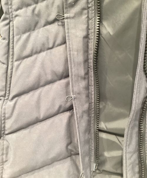 CANADA GOOSE（カナダグース）CANADA GOOSE (カナダグース) LORETTE PARKA FUSION FIT ネイビー サイズ:XLの古着・服飾アイテム