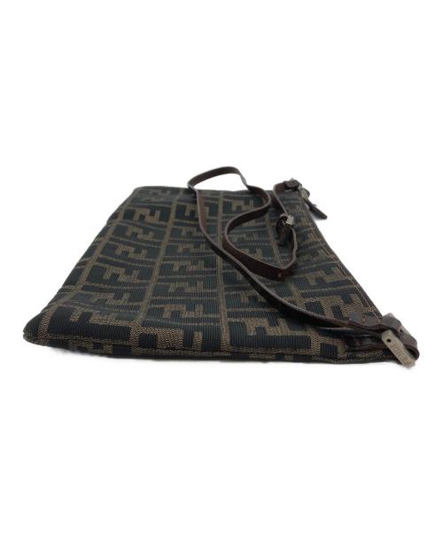 FENDI（フェンディ）FENDI (フェンディ) ズッカ　ショルダーバッグ ブラウン×ブラックの古着・服飾アイテム