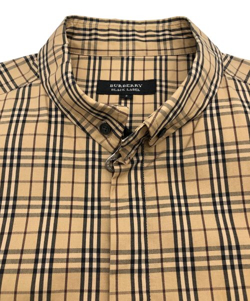 BURBERRY BLACK LABEL（バーバリーブラックレーベル）BURBERRY BLACK LABEL (バーバリーブラックレーベル) 半袖ジップシャツ ブラウン サイズ:SIZE 2の古着・服飾アイテム