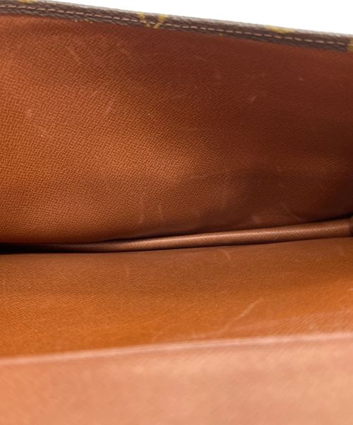 LOUIS VUITTON（ルイ ヴィトン）LOUIS VUITTON (ルイ ヴィトン) クラッチバッグの古着・服飾アイテム